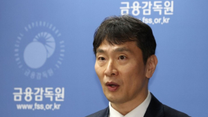 금감원장직 걸었던 이복현 “사의 표명했지만 F4서 말렸다”