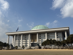 尹 탄핵 자신하는 야권…대선은 속도조절 