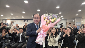 계엄 후 첫선거, 부산교육감 재보궐선거 진보 김석준 압승