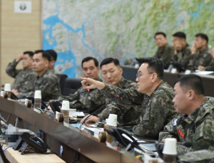 합참의장, 5군단 대비태세 현장점검…적 도발 시 단호한 대응