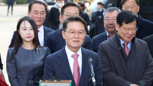尹측, 헌재 파면 결정에 “납득 어려운 결정…안타깝고 참담” [尹 파면]