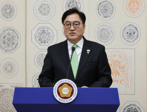 국회의장, 오늘 오후 긴급 기자회견…‘개헌’ 공식 제안할 듯