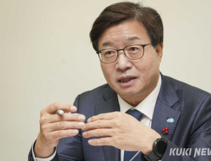 “모진 겨울 이겨낸 시금치처럼”…염태영, 정권교체 촉구
