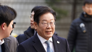 ‘대장동 재판’ 5연속 불출석한 이재명…법원 “소환 포기”