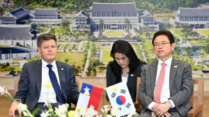 이철우 지사, 주한 칠레대사와 APEC 성공 개최 협력 논의
