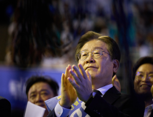 이재명, 당 대표직 사퇴 “새 시작…국민과 함께 하겠다”