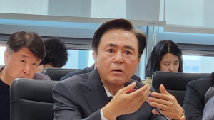 김태흠 충남지사, ‘한덕수 대망론’에 “이재명 보단 낫지만…용병을 또?”