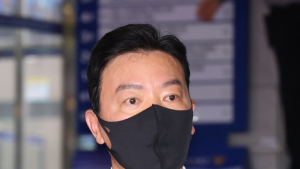 민주당, 김성훈 경호차장 사퇴에 “블랙코미디 따로 없어…법정에 서야”
