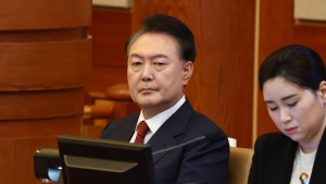 “尹 나가라” 손절론 분출…신당설에 갈라진 국힘