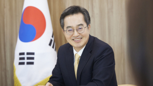 ‘정치인’ 김동연 복귀 시사…“더 단단해지겠다”