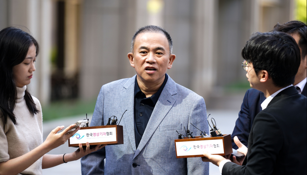 검찰 출석한 명태균 “오세훈 잡으러 창원서 서울까지 와”