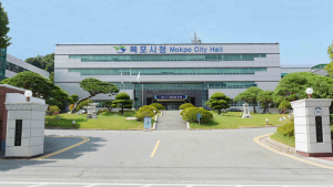 목포시, 고령 운전자 차선이탈 경보장치 50대 지원