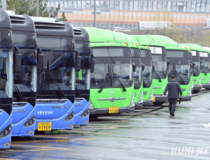 서울 시내버스 노사협상 결렬…오늘 첫차부터 준법투쟁