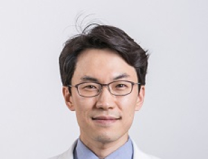 꽃구경 후 눈이 가렵고 충혈 된다면? [건강 나침반]