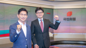 金·韓, ‘AI 단점 지적’에 적극 해명…“좌우 이해 vs 구태정치 청산”