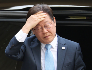 이재명 “제 생각과 전혀 다른 판결…국민 뜻 따라야 할 것”