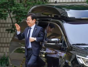 서울고법, 이재명 피고인 소환장 발송…집행관 직접 나서 송달 시도