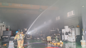 대구 자동차 부품 공장서 ‘불’…1시간 만에 진화 