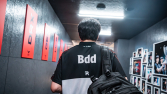 KT 역사상 첫 홈 축제에 재 뿌린 T1