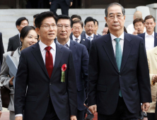 김문수, ‘침대정치’에 국민의힘 ‘진땀’…‘反이재명 빈텐트’ 되나