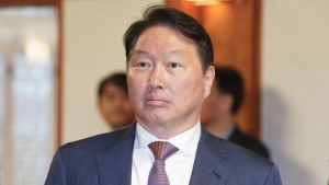 최태원, SKT 해킹 사태 대국민 사과…사고 발생 19일 만