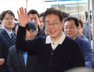법원, 이재명 파기환송심 서류 송달 시도 착수