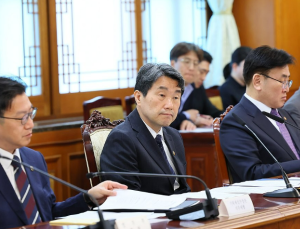 이주호 대행 “체코 원전 최종계약 위해 긴밀히 소통할 것”