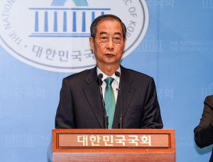 민주당 “한덕수 출마에 대통령실 개입? 용납할 수 없는 범죄”