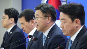 민주 선대위, 韓·金 단일화 논의 맹비난…“막장 사기극 수준”