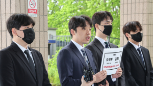 의대생들, 강요 등 혐의로 교육부 차관 고발…“대학에 제적·유급 압력”