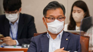 이양수 “金 끌어내리겠다는 주장 전혀 사실 아냐...당 의견 모이면 가능”