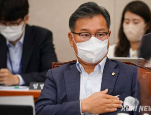 이양수 “金 끌어내리겠다는 주장 전혀 사실 아냐...당 의견 모이면 가능”