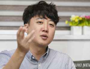 이준석, 기성정치 뛰어넘은 ‘이색공약’…“시대 변화 담아야”