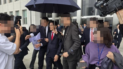 보수진영, 2차 단일화 파국…金 측 “후보 박탈 무효”