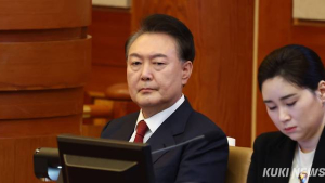 윤석열, 12일 세 번째 내란혐의 재판…지상 ‘포토라인’ 첫 등장