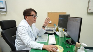 잘 놀다가 갑자기 ‘멍~’하는 우리 아이, 혹시 뇌전증 발작 신호? [건강 나침반]