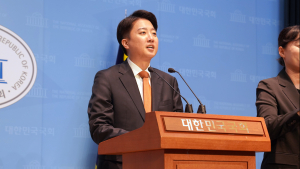 이준석 “단일화 결코 없다…4:4:2 구도로 이재명 견제해야” [21대 대선]