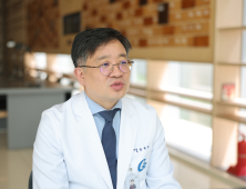 보폭 넓히는 꿈의 암 치료제 ‘카티’…병원 안착은 먼 길 [쿠키인터뷰]