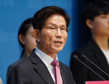 민주당 “김문수, 슈퍼챗으로 1억7000여만원 수익…경찰 고발” [21대 대선]