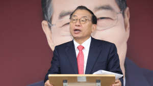 金, 한덕수·홍준표 인사 영입…이정현 공동선대위원장·이성배 대변인 [21대 대선]