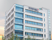 국제약품, ‘3제 복합’ 녹내장 치료제 임상 3상 착수