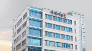 국제약품, ‘3제 복합’ 녹내장 치료제 임상 3상 착수