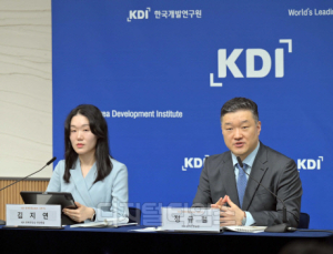 KDI, 섬뜩한 경고…韓 성장률 0.8% ‘반토막’ 전망