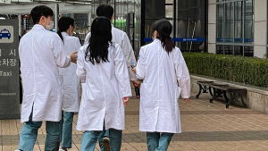 정부·전공의, 수련환경 개선 첫 회의…5월 추가모집 열리나