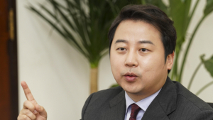 국힘 스피커 장예찬 오늘 복당…친한계 “尹과 거리 둔다더니” 반발