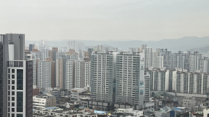 대구·경북 부동산, 매매·전세 모두 하락…수요 위축·입주물량 영향