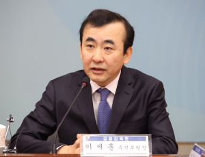 금감원 “보험사 리스크, 전체로 번지면 안 돼…감독 강화”