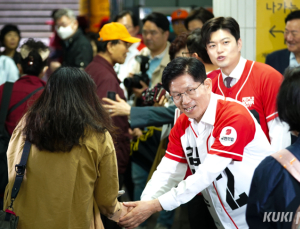 국힘, ‘尹 복심’ 석동현 영입 이유는…당내 인선 찬반 ‘팽팽’ [21대 대선]