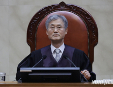속도전 판결·룸살롱 판사…사법부가 자초한 개혁의 명분