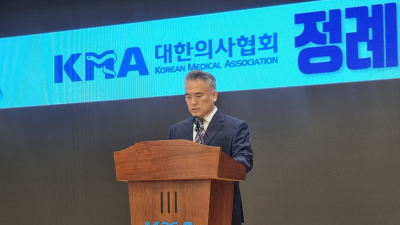 의협 “절차적 정당성 없는 의대생 유급 철회…전공의 복귀 개인 의지”